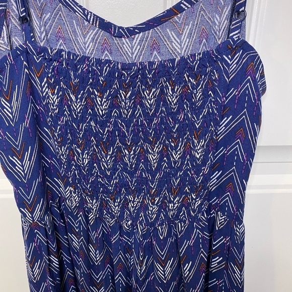 H&M Blue Chevron Print Drop Waist Dress - Picture 6 of 8